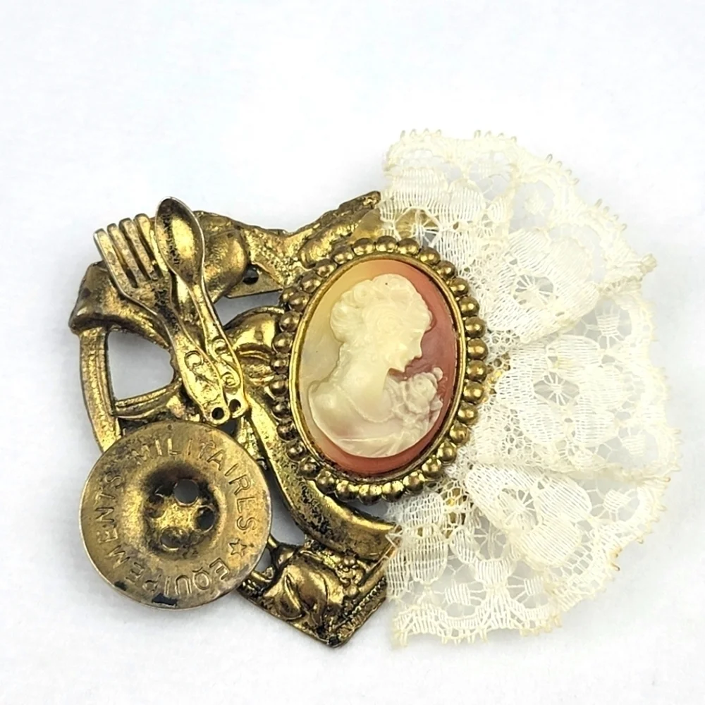 Vintage steam punk lace cameo heart shape broach pin